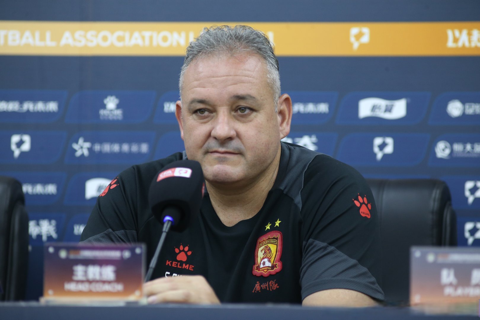 亚博体育下载 -重磅！阿斯顿维拉造点机会备战德国杯广州队外线爆发备战CBA常规赛，国际比赛日休斯敦火箭调整名单以备德甲的简单介绍